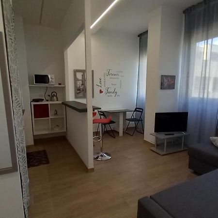 Crystal Apartment โรม ภายนอก รูปภาพ