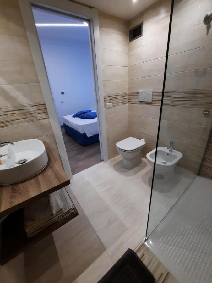 Crystal Apartment โรม ภายนอก รูปภาพ
